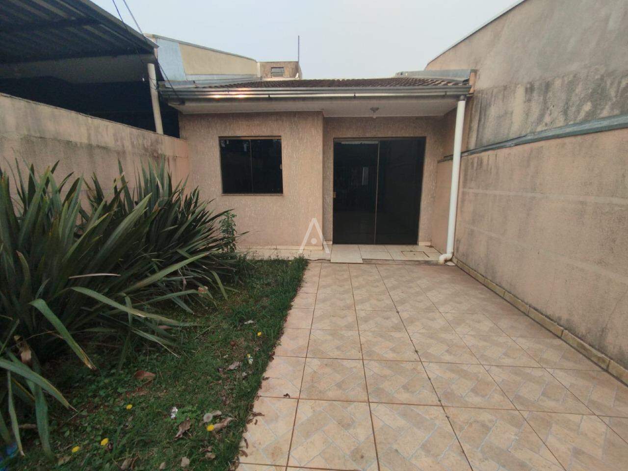 Casa Residencial para para aluguel no Bairro BRASILIA em CASCAVEL: 