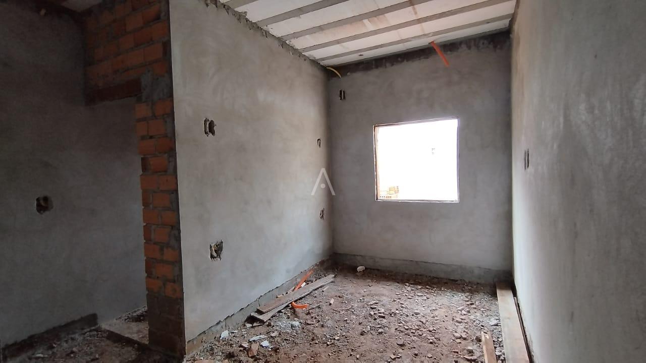 Casa Residencial para à venda no Bairro JARDIM COOPAGRO em TOLEDO: 