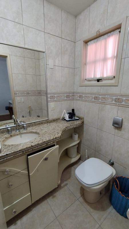 Sobrado para para aluguel no Bairro JARDIM LA SALLE em TOLEDO: 
