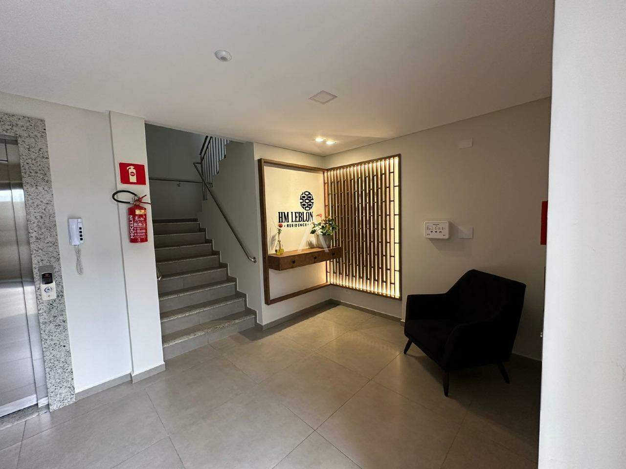 Apartamento para à venda no Bairro PERIOLO em CASCAVEL: 