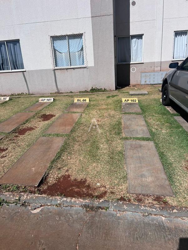 Apartamento para para aluguel no Bairro FLORESTA em CASCAVEL: 