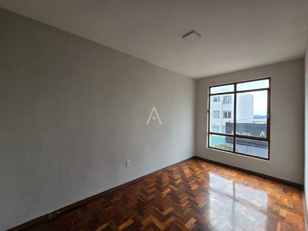 Apartamento para para aluguel no Bairro CENTRO em TOLEDO: 