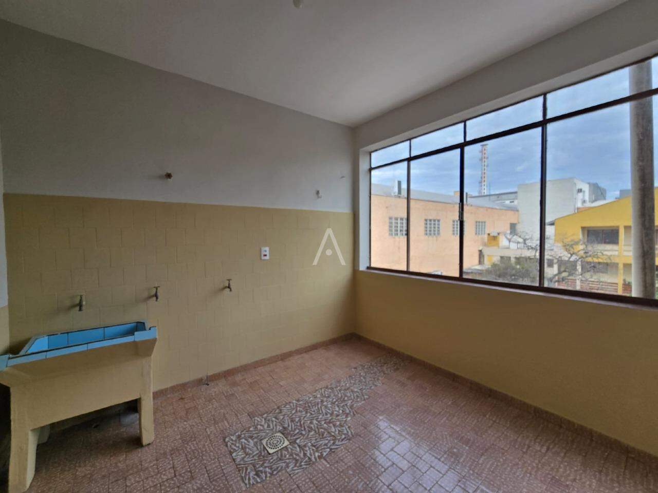 Apartamento para para aluguel no Bairro CENTRO em TOLEDO: 