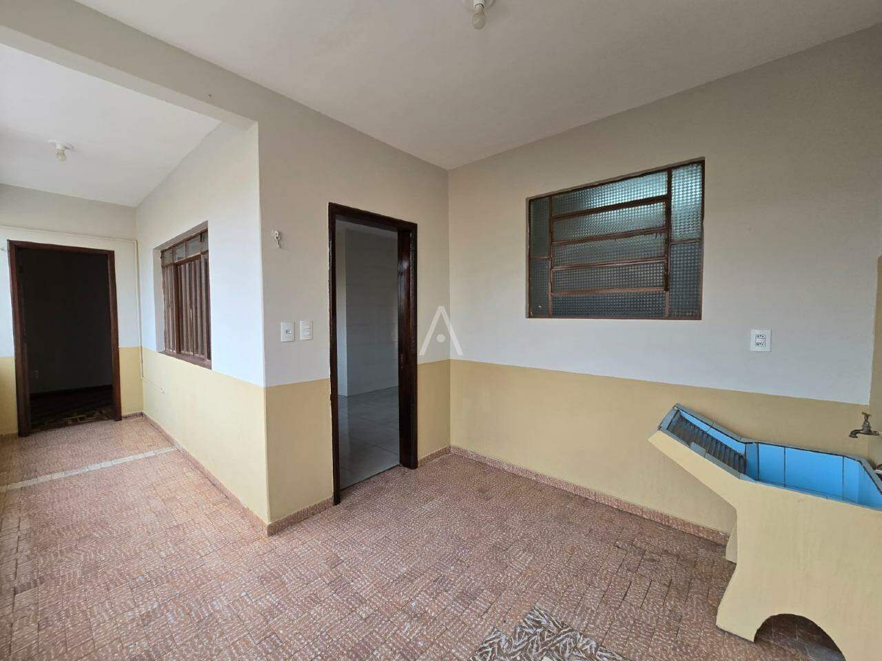 Apartamento para para aluguel no Bairro CENTRO em TOLEDO: 