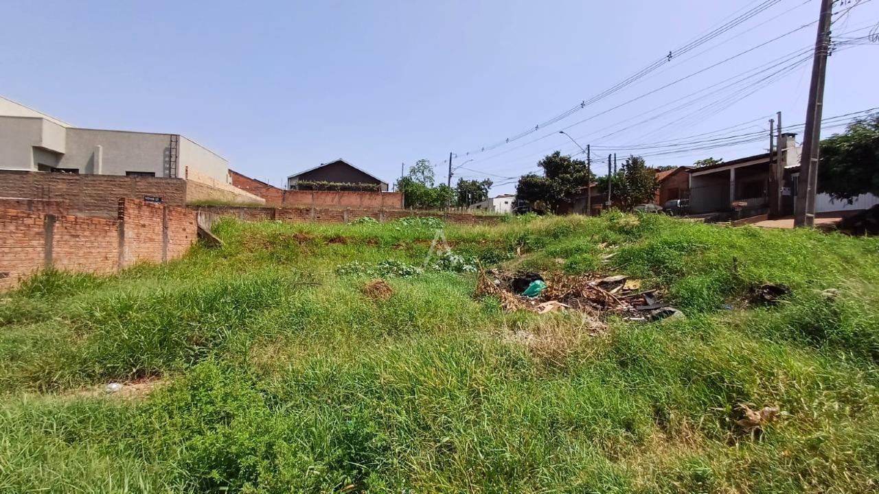 Terreno para à venda no Bairro UNIVERSITARIO em CASCAVEL: 