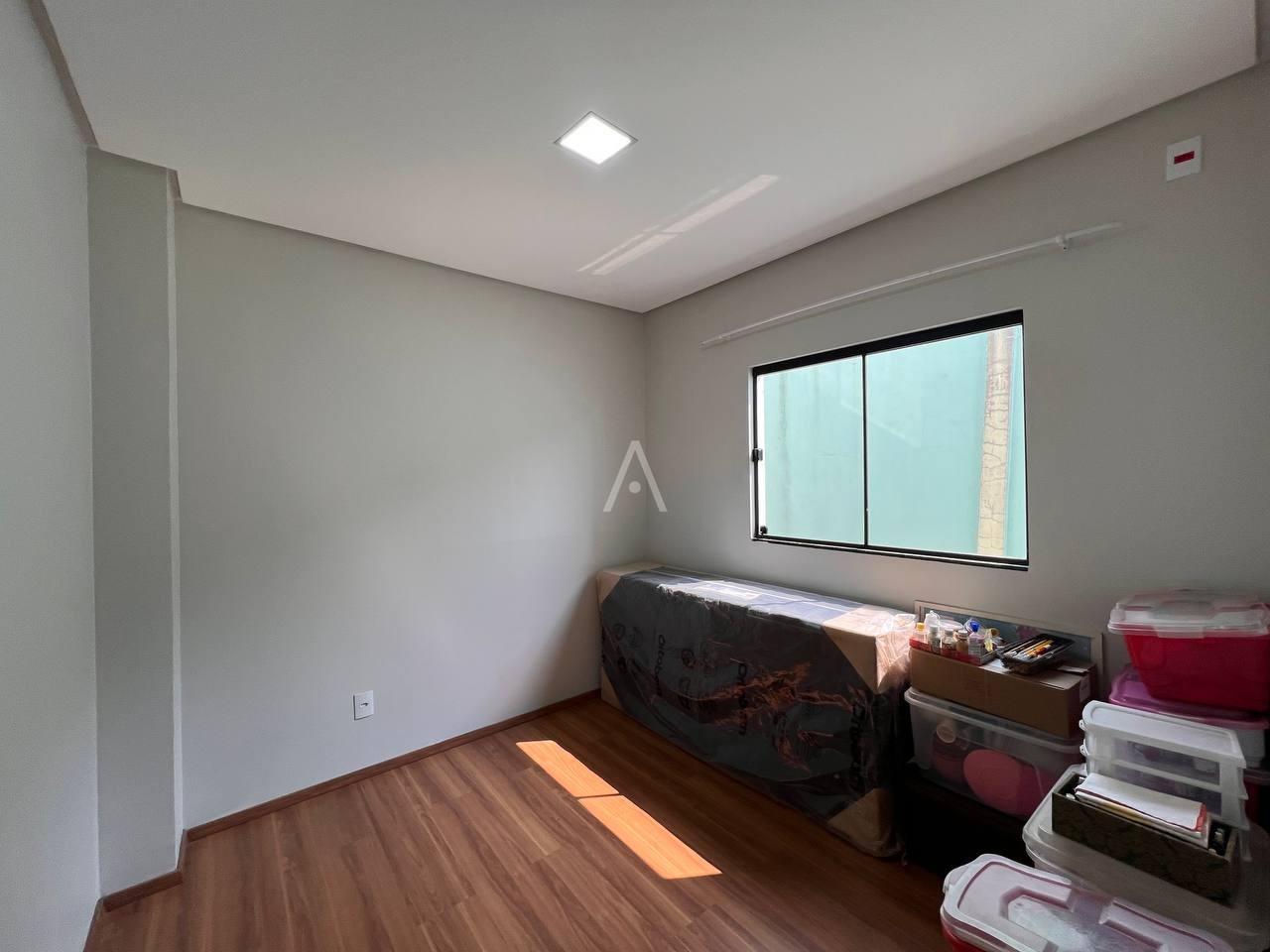 Sobrado para à venda no Bairro CATARATAS em CASCAVEL: