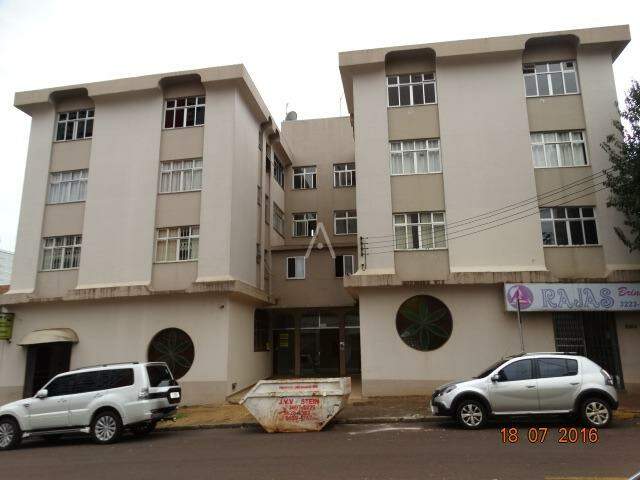 Apartamento para para aluguel no Bairro CENTRO em CASCAVEL: 