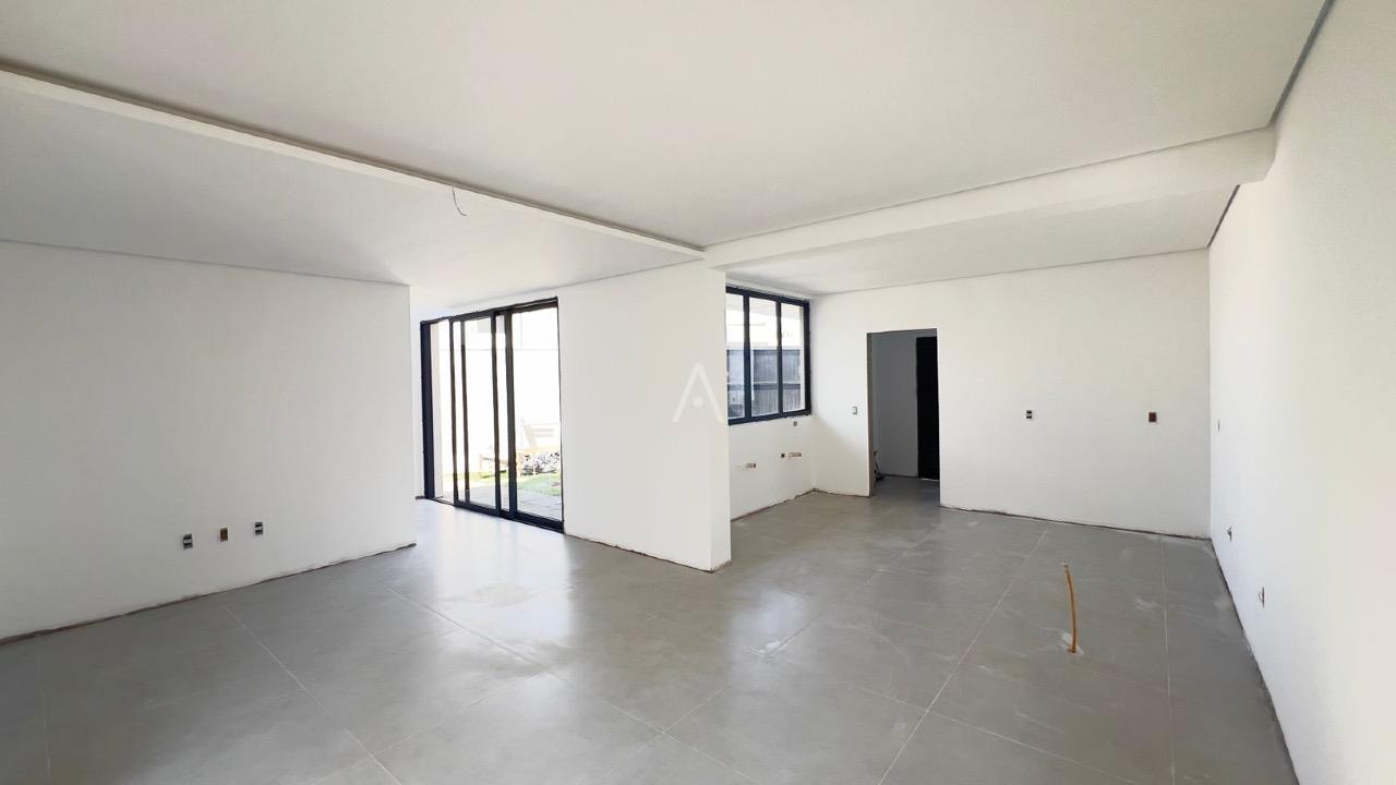 Sobrado para à venda no Bairro TROPICAL II em CASCAVEL: