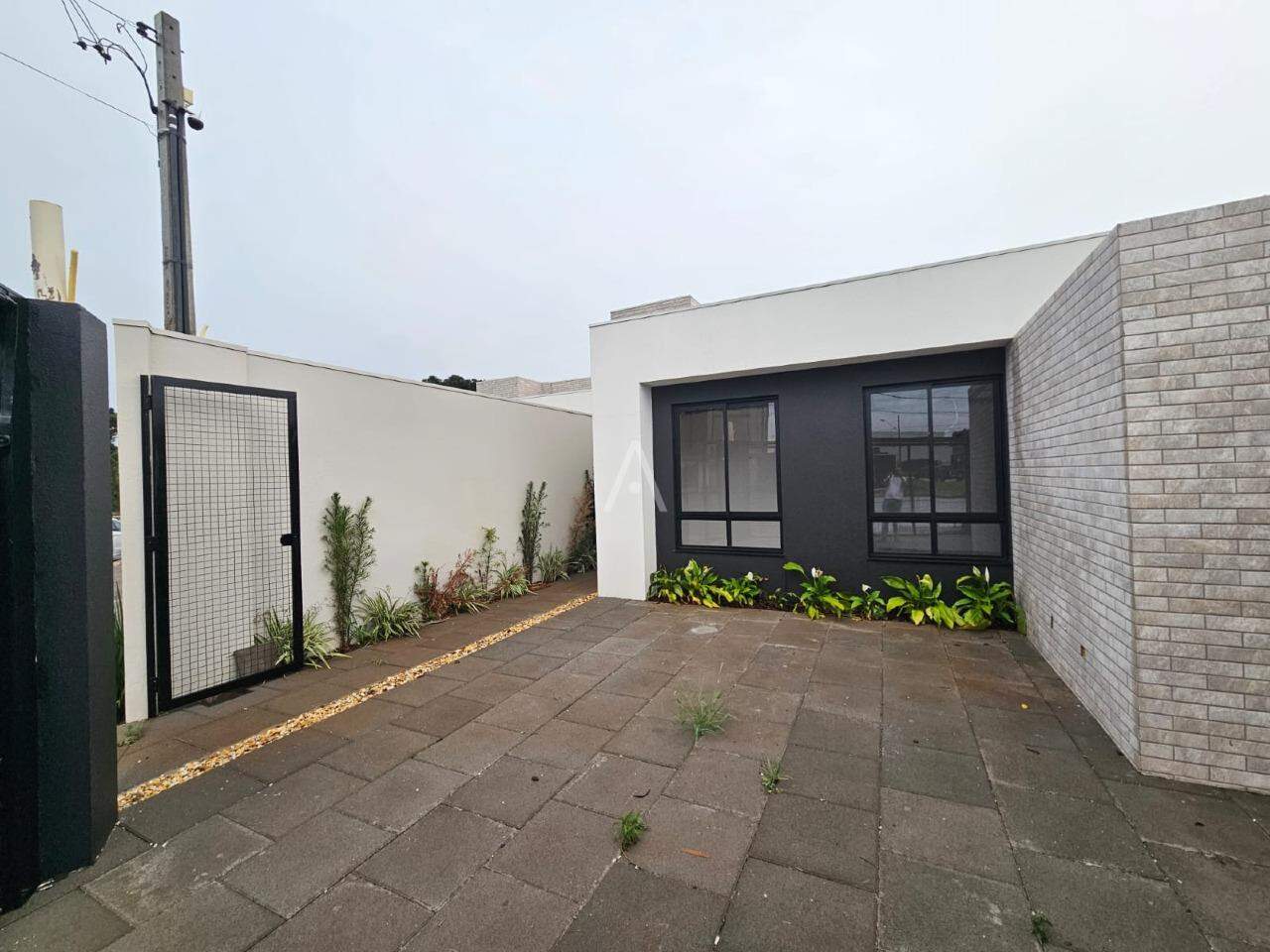 Casa Residencial para à venda no Bairro TROPICAL II em CASCAVEL: 