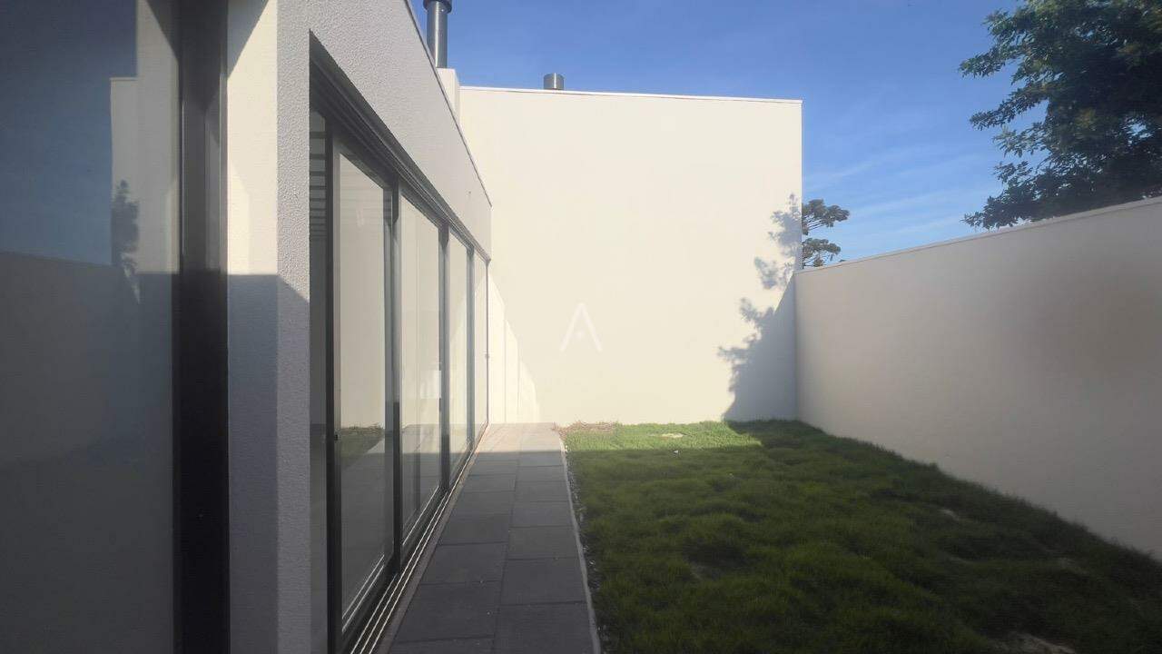 Casa Residencial para à venda no Bairro TROPICAL II em CASCAVEL: 