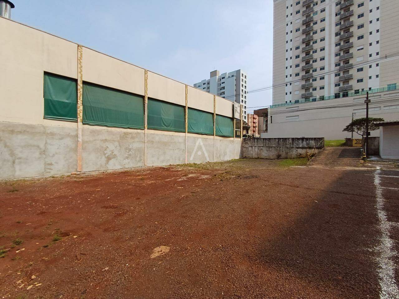 Terreno para para aluguel no Bairro CENTRO em CASCAVEL: 