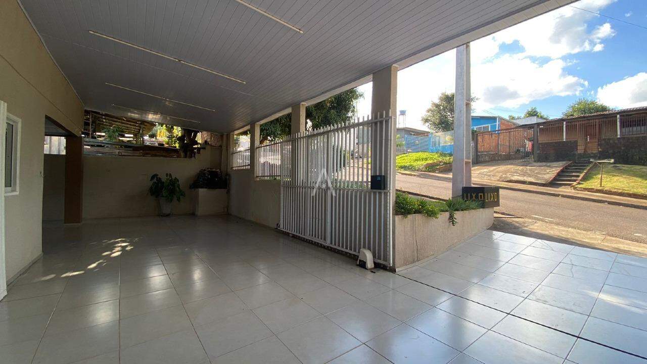 Casa Residencial para à venda no Bairro 14 DE NOVEMBRO em CASCAVEL: