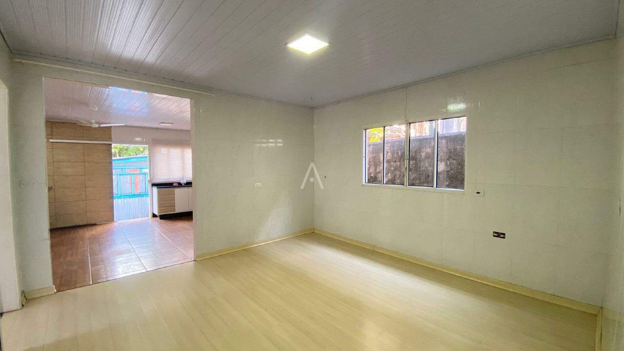 Casa Residencial para à venda no Bairro 14 DE NOVEMBRO em CASCAVEL: 