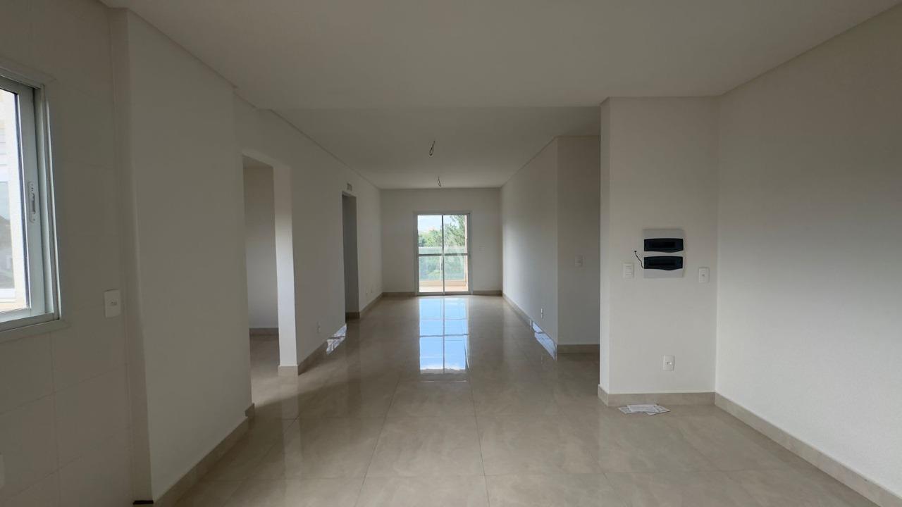 Apartamento para à venda no Bairro REGIAO DO LAGO em CASCAVEL: 