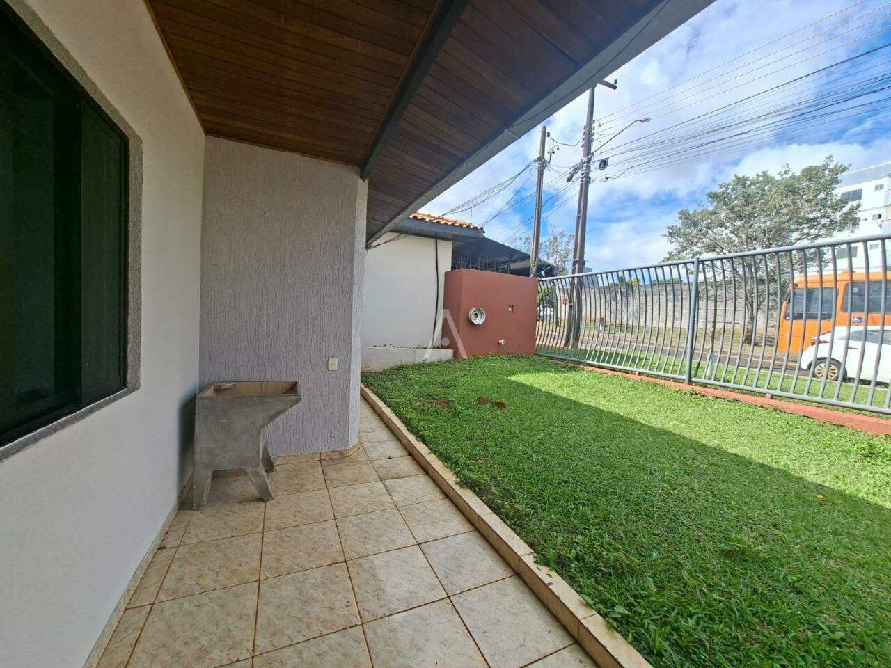Casa Residencial para para aluguel no Bairro ALTO ALEGRE em CASCAVEL: 