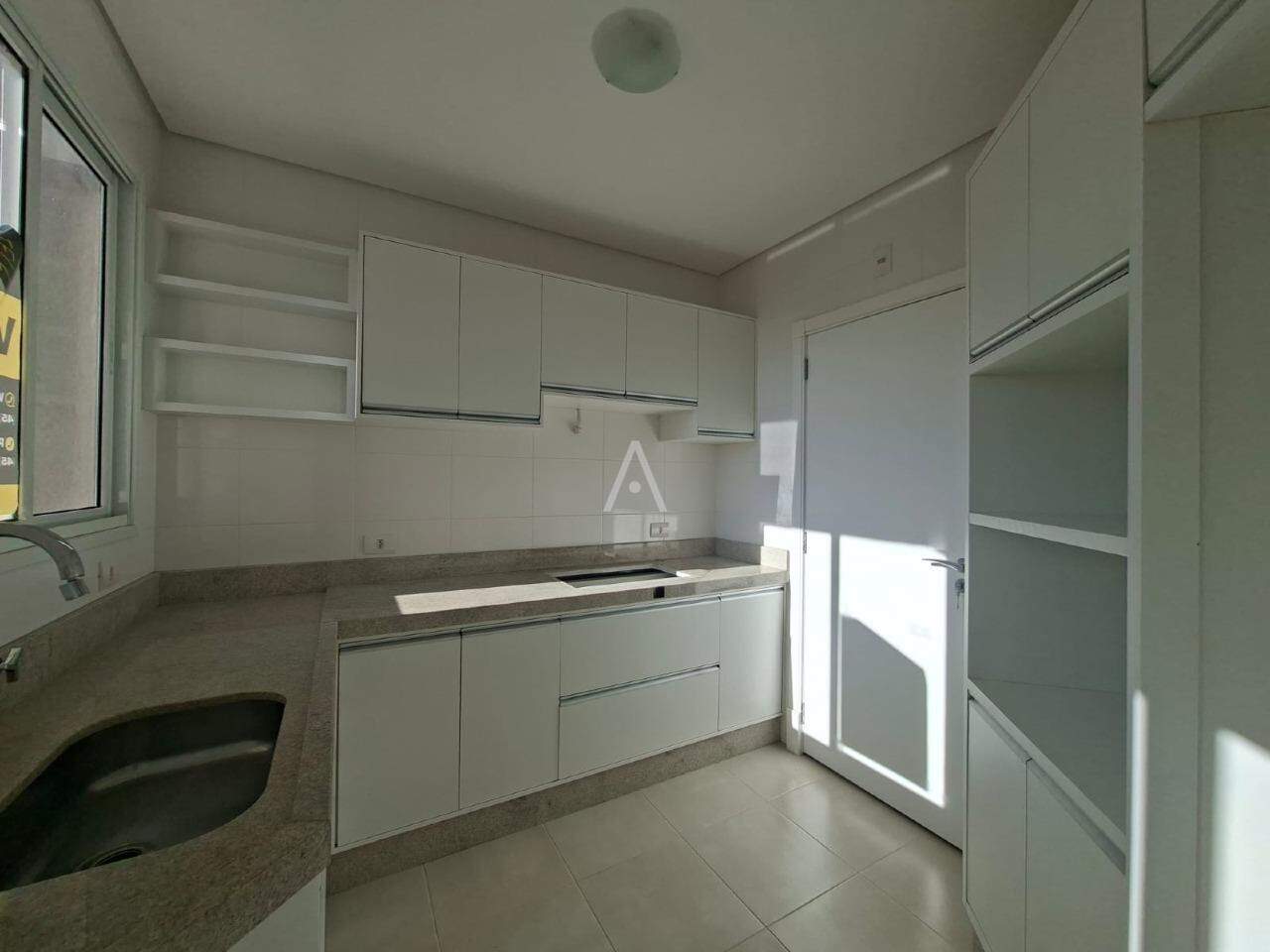 Apartamento para para aluguel no Bairro CENTRO em CASCAVEL: 