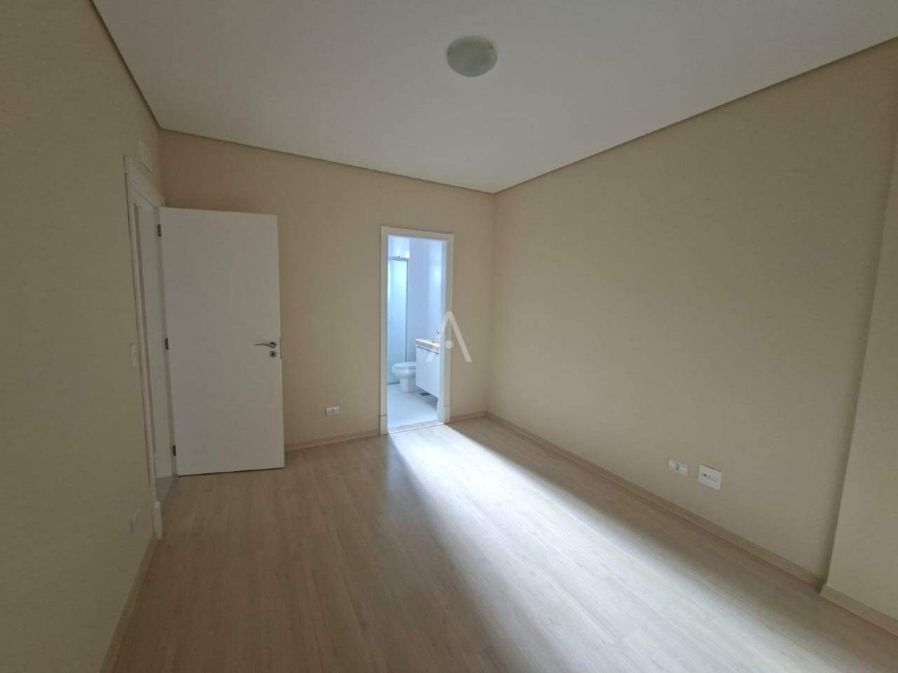 Apartamento para para aluguel no Bairro CENTRO em CASCAVEL: 