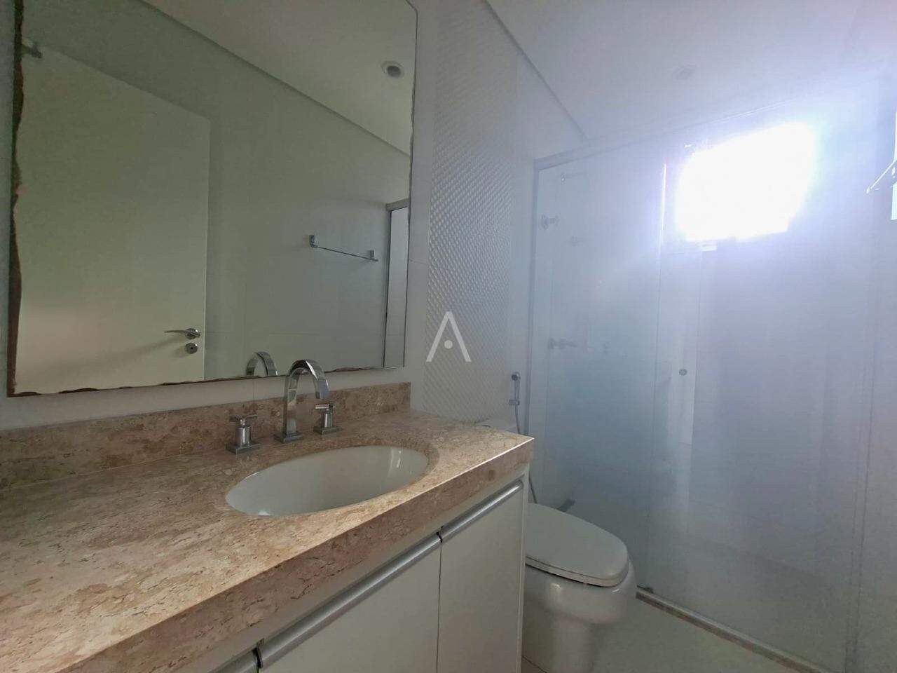 Apartamento para para aluguel no Bairro CENTRO em CASCAVEL: 