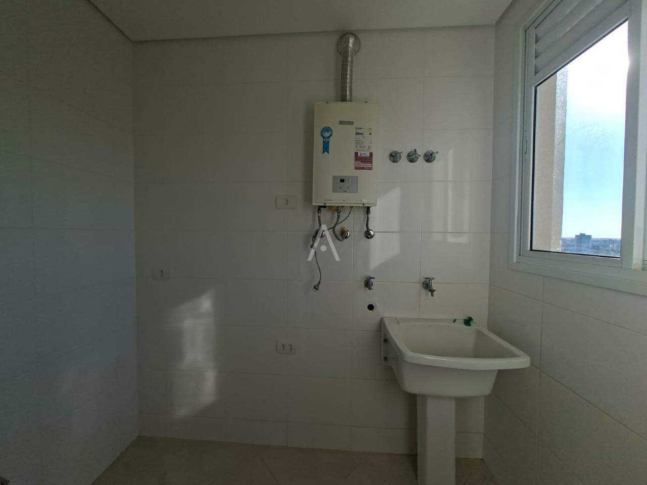 Apartamento para para aluguel no Bairro CENTRO em CASCAVEL: 