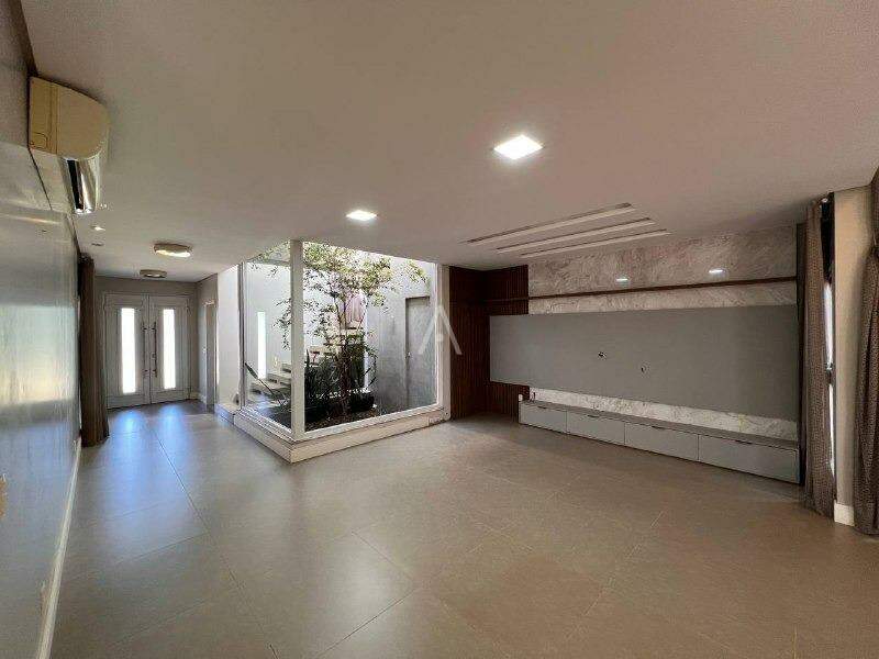 Casa Residencial para à venda no Bairro FAG em CASCAVEL: 