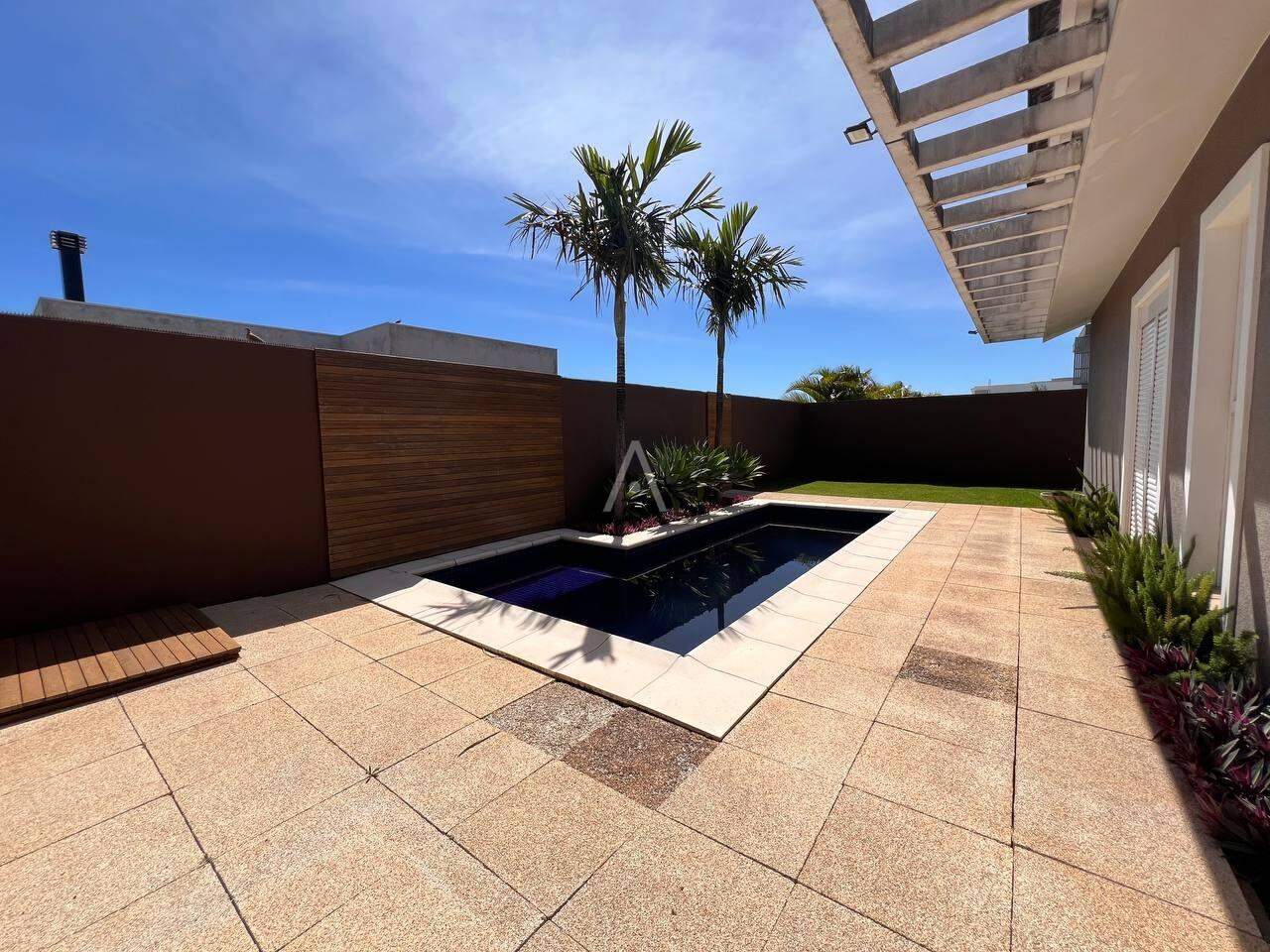 Casa Residencial para à venda no Bairro FAG em CASCAVEL: 
