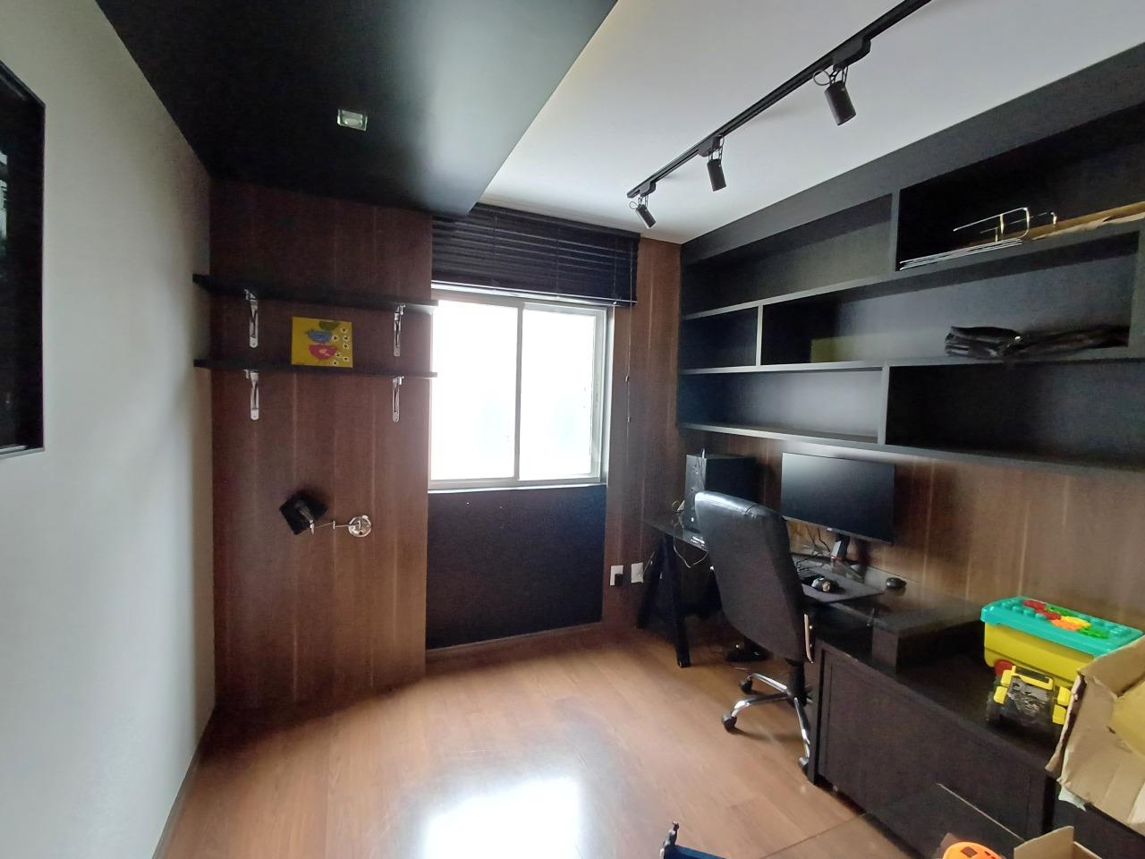 Apartamento para para aluguel no Bairro CENTRO em CASCAVEL: 