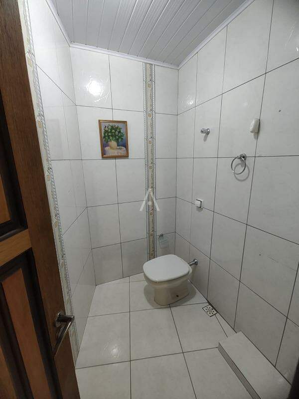 Casa Residencial para à venda no Bairro PARQUE VERDE em CASCAVEL: 