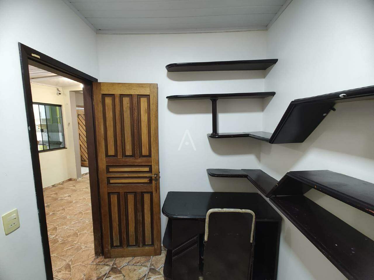 Casa Residencial para à venda no Bairro PARQUE VERDE em CASCAVEL: 