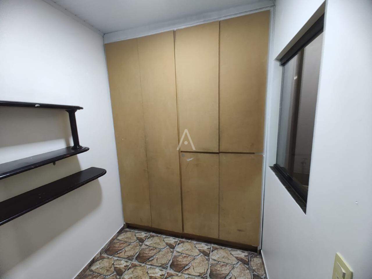 Casa Residencial para à venda no Bairro PARQUE VERDE em CASCAVEL: 