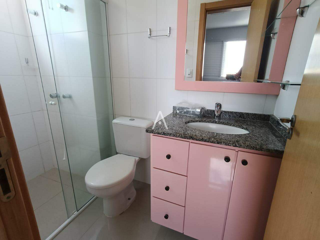 Apartamento para para aluguel no Bairro NEVA em CASCAVEL: 