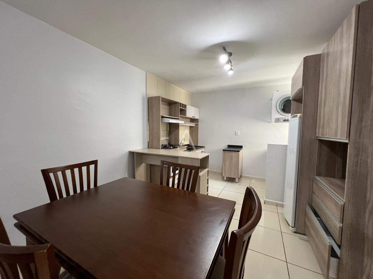 Apartamento para para aluguel no Bairro MARIA LUIZA em CASCAVEL: 