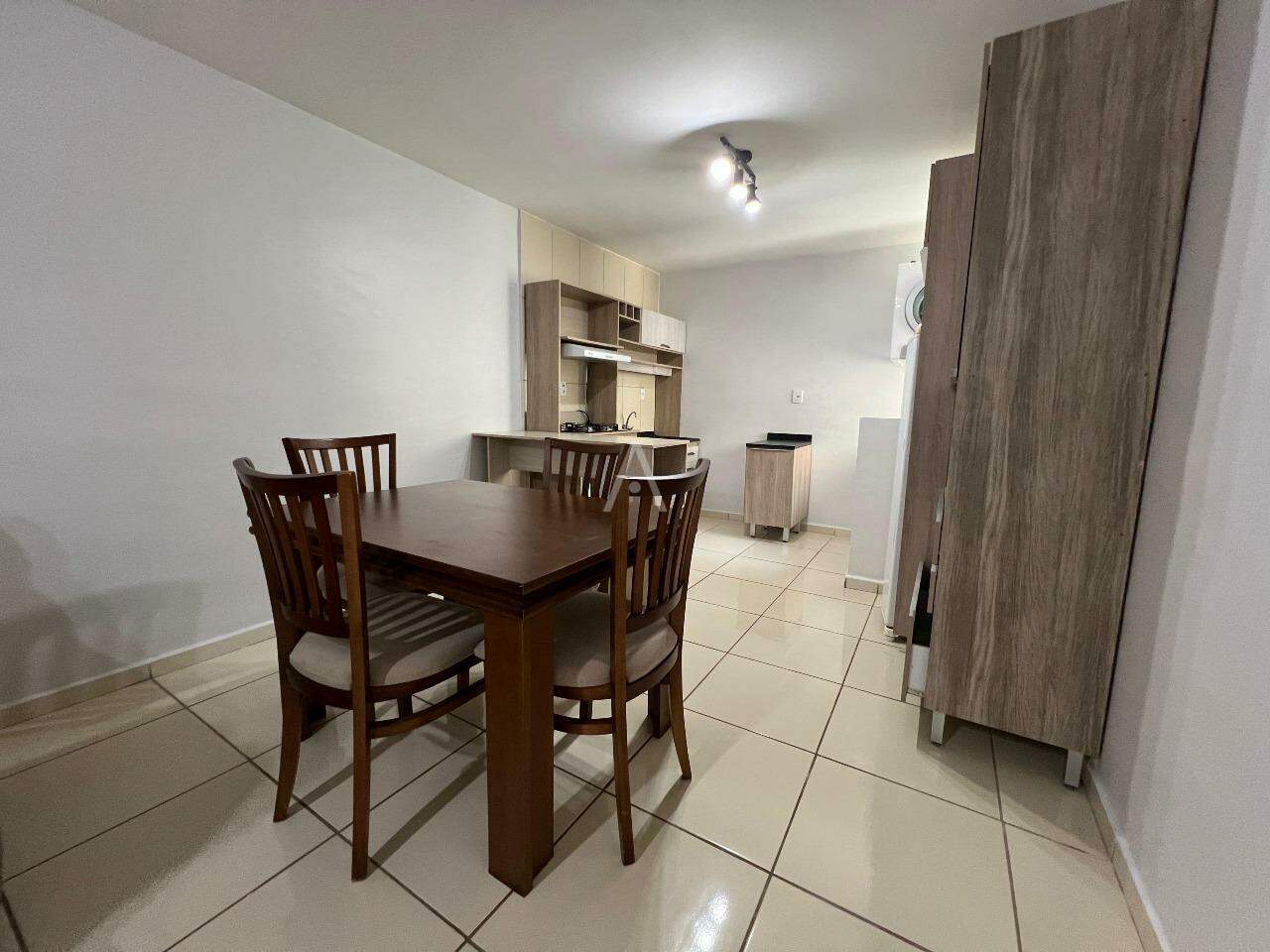 Apartamento para para aluguel no Bairro MARIA LUIZA em CASCAVEL: 