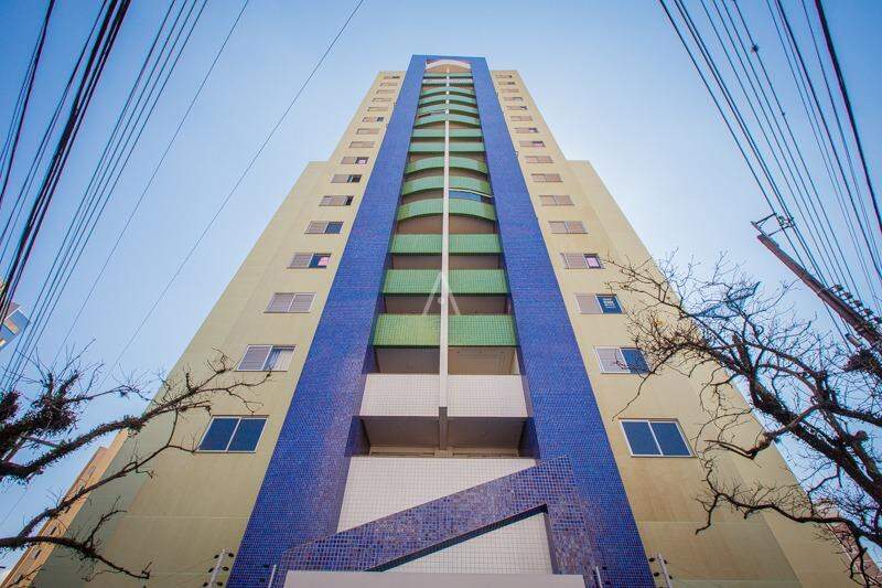 Apartamento para à venda no Bairro CENTRO em CASCAVEL: 
