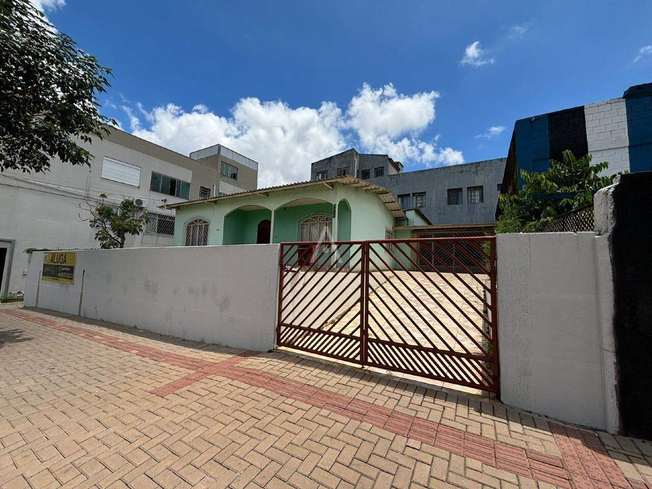 Casa Residencial para para aluguel no Bairro CENTRO em CASCAVEL: 
