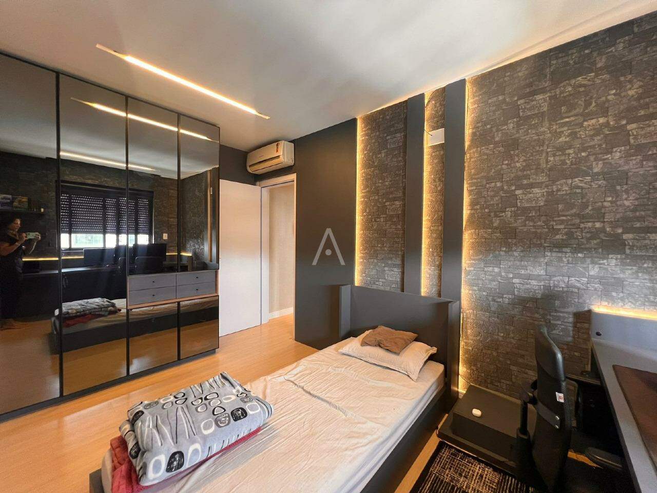 Apartamento para à venda no Bairro NEVA em CASCAVEL: 
