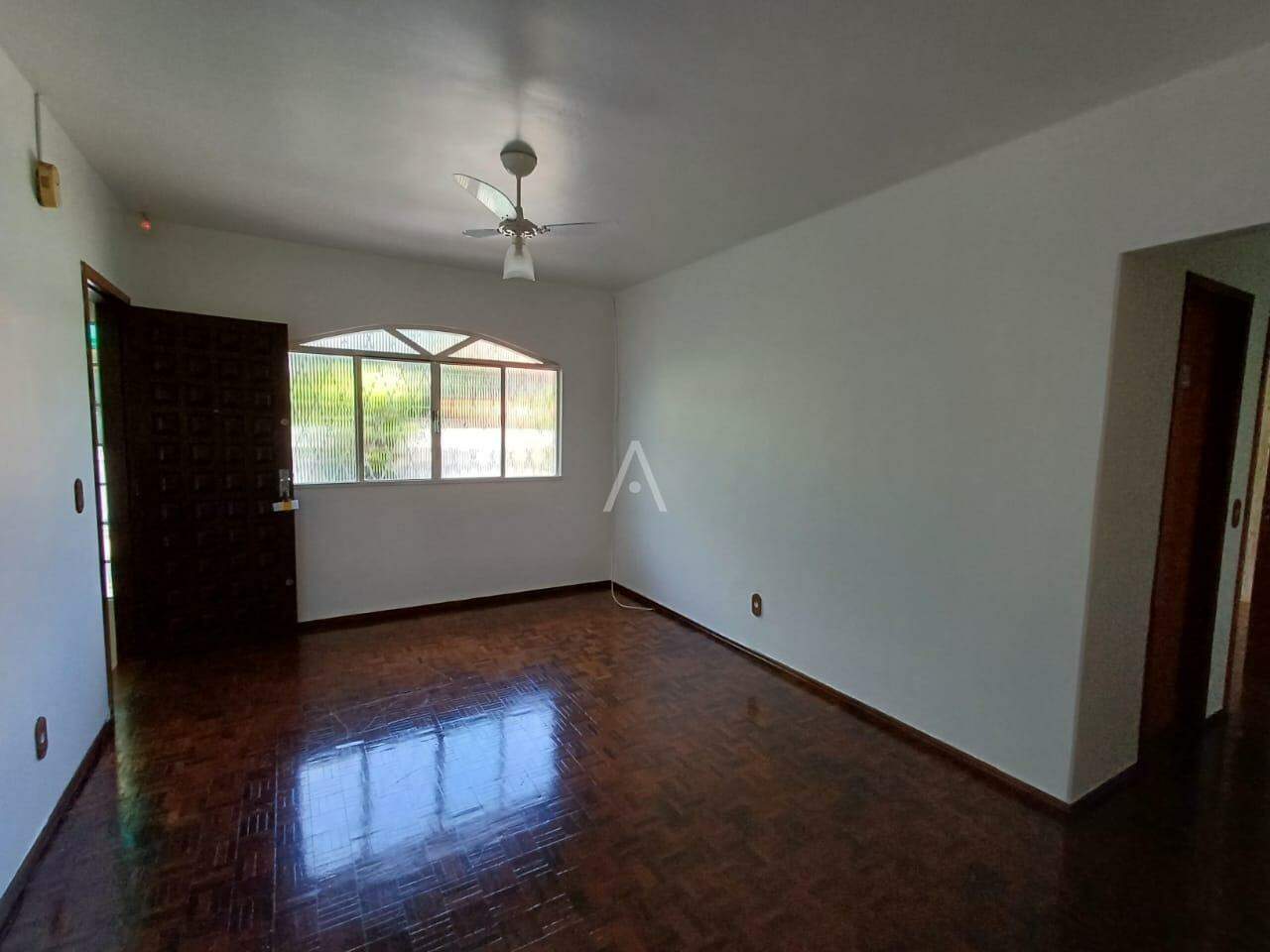 Casa Residencial para para aluguel no Bairro CENTRO em CASCAVEL: 
