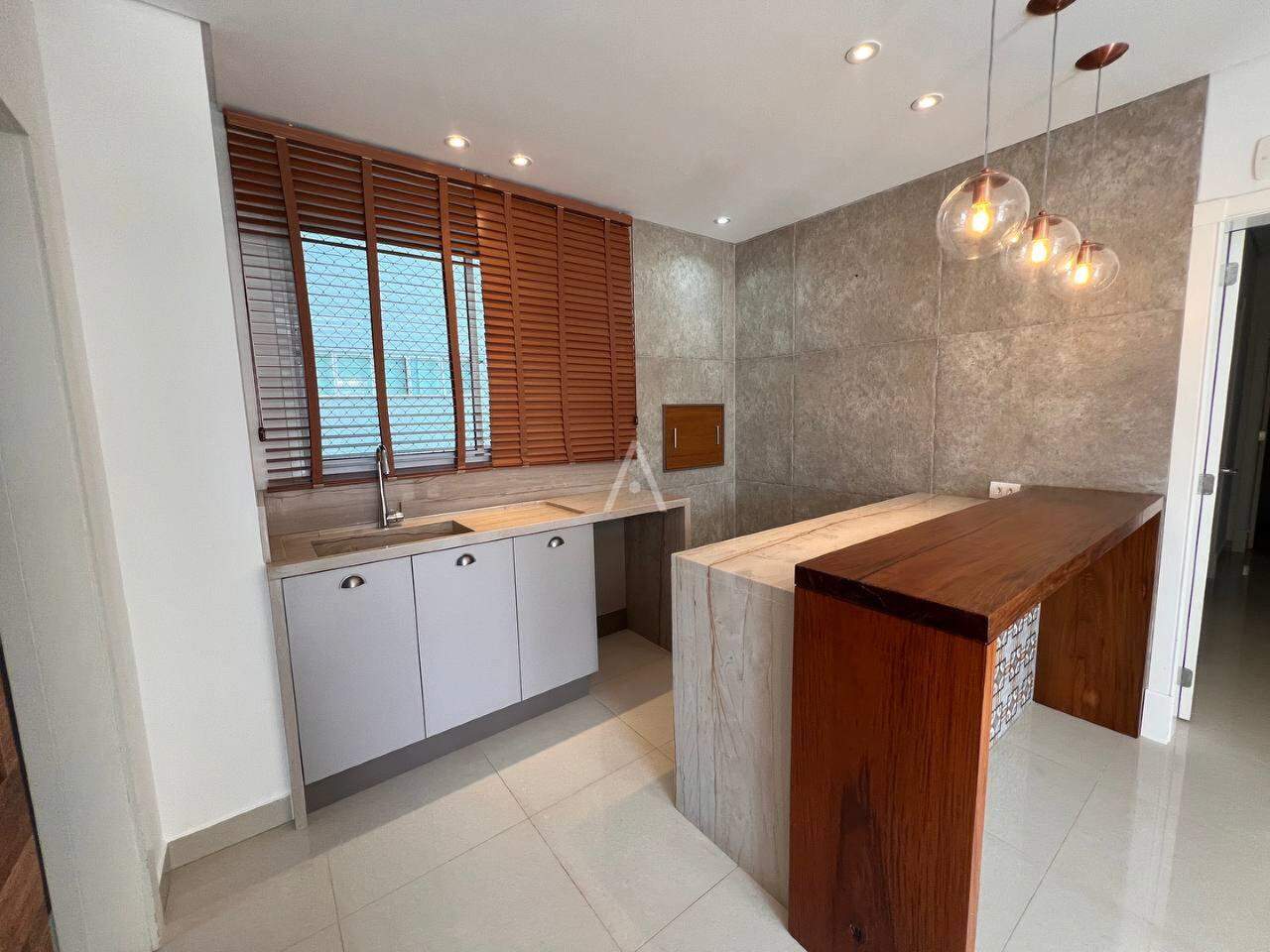 Apartamento para à venda no Bairro CENTRO em CASCAVEL: