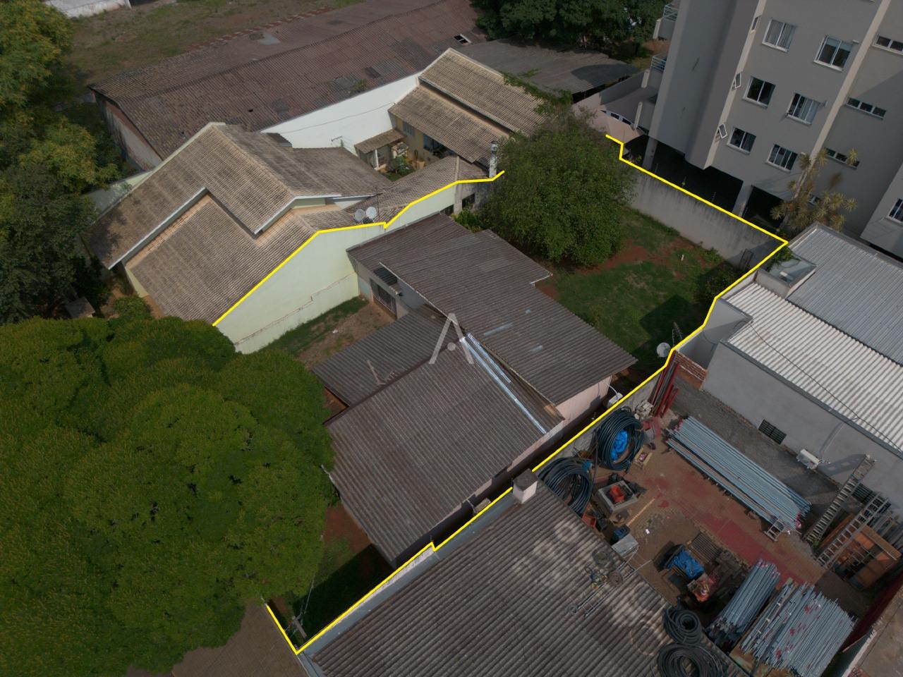 Terreno para à venda no Bairro CENTRO em CASCAVEL: 