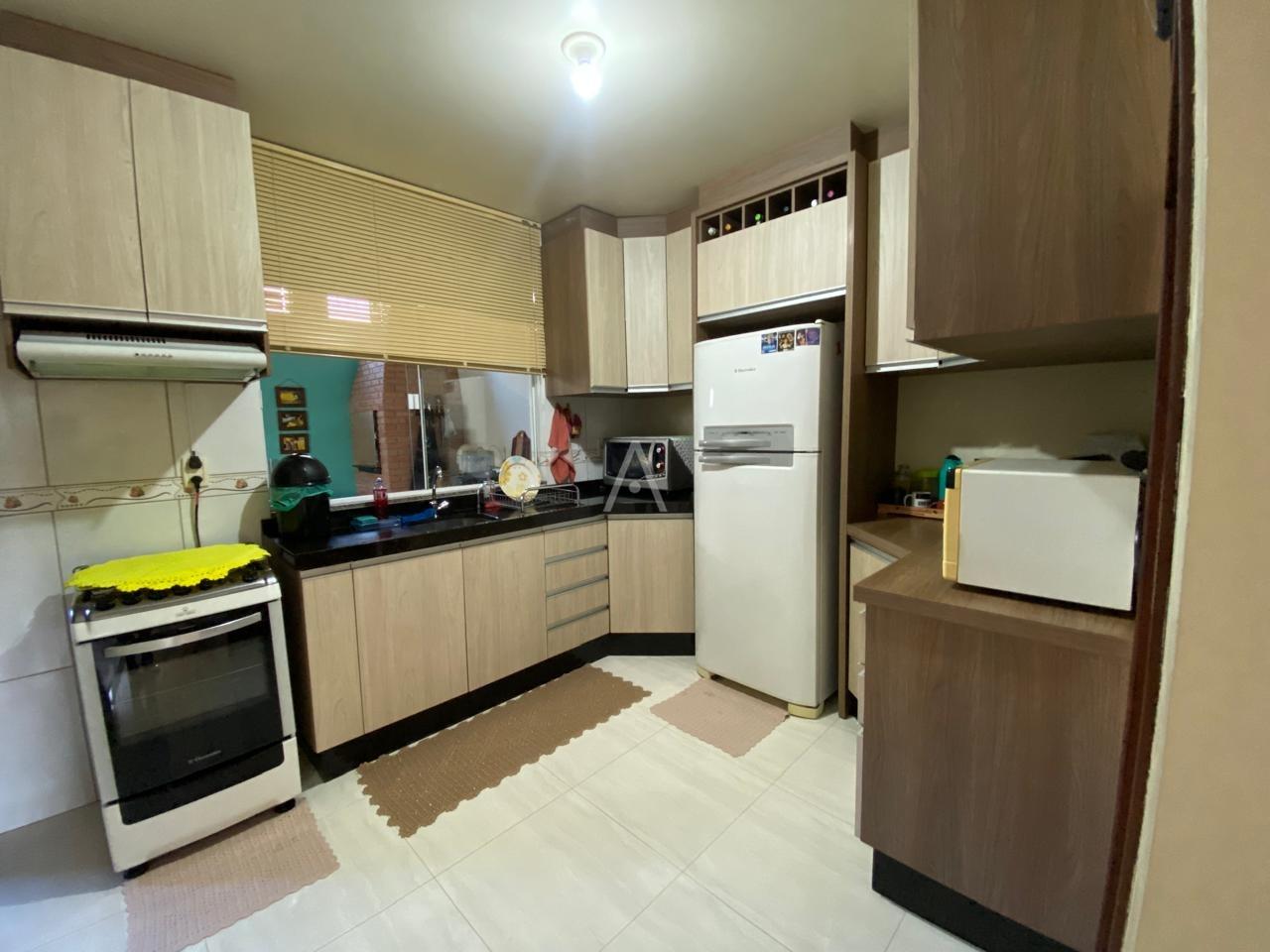 Sobrado para à venda no Bairro ALTO ALEGRE em CASCAVEL: 