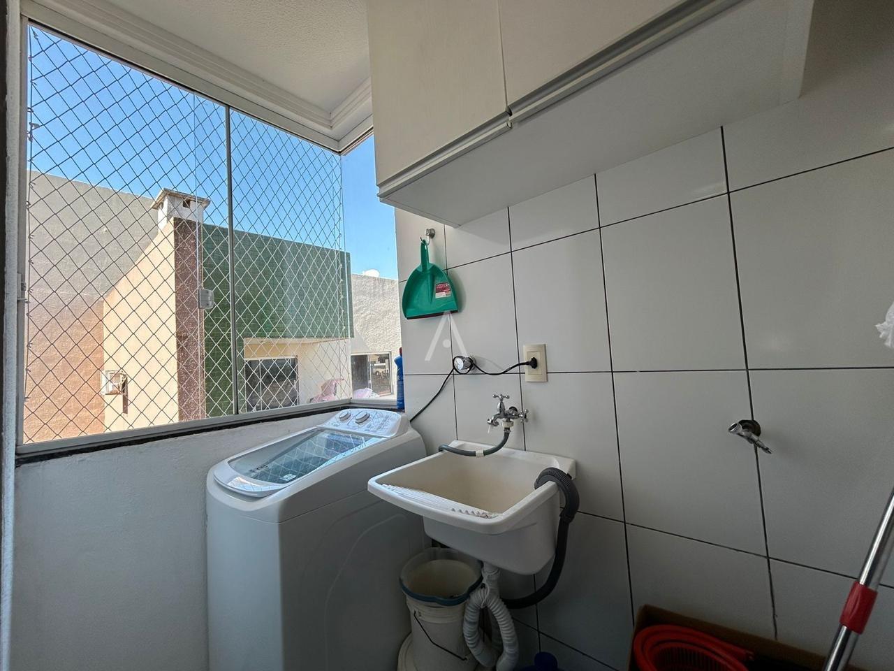 Apartamento para à venda no Bairro REGIAO DO LAGO em CASCAVEL: 