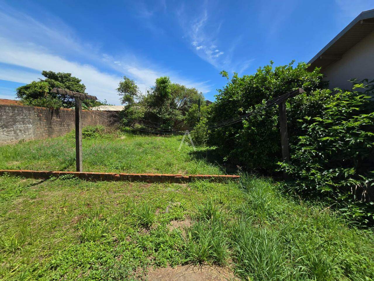 Casa Residencial para à venda no Bairro JARDIM COOPAGRO em TOLEDO: 