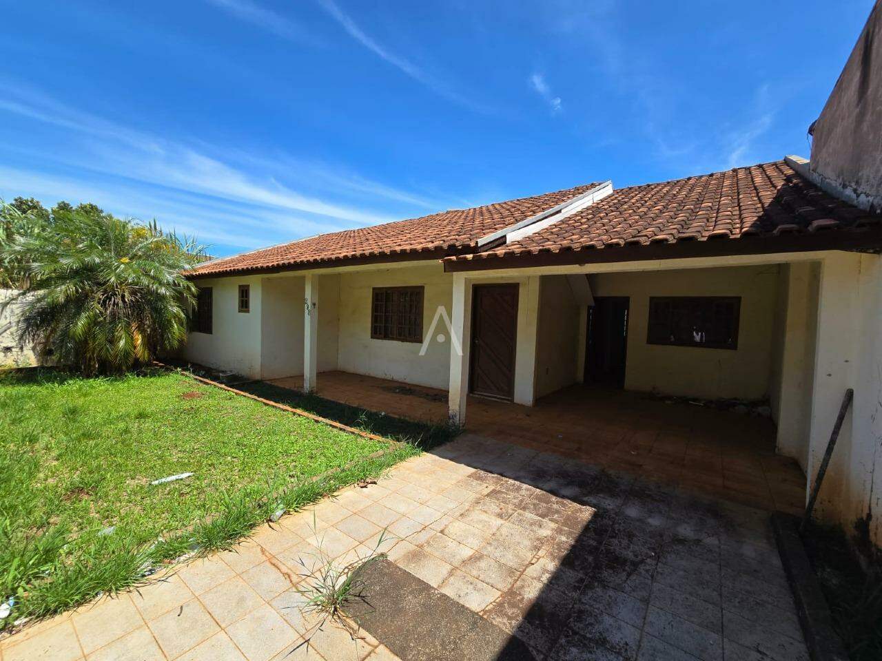 Casa Residencial para à venda no Bairro JARDIM COOPAGRO em TOLEDO: 