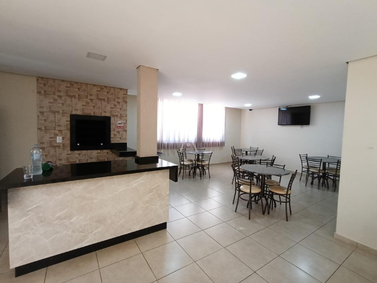 Apartamento para para aluguel no Bairro CENTRO em CASCAVEL: 