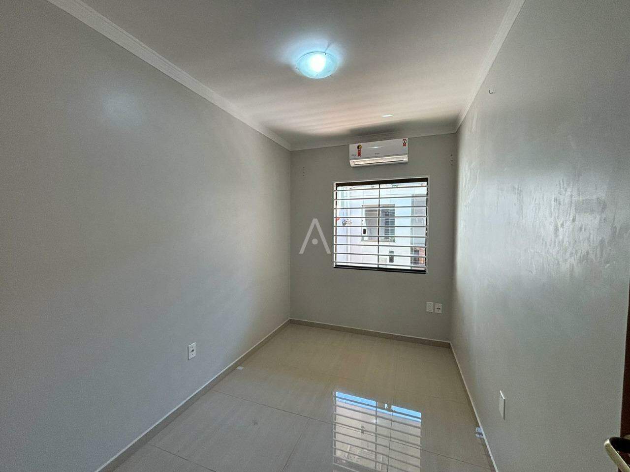 Casa Residencial para para aluguel no Bairro PADOVANI em CASCAVEL: 