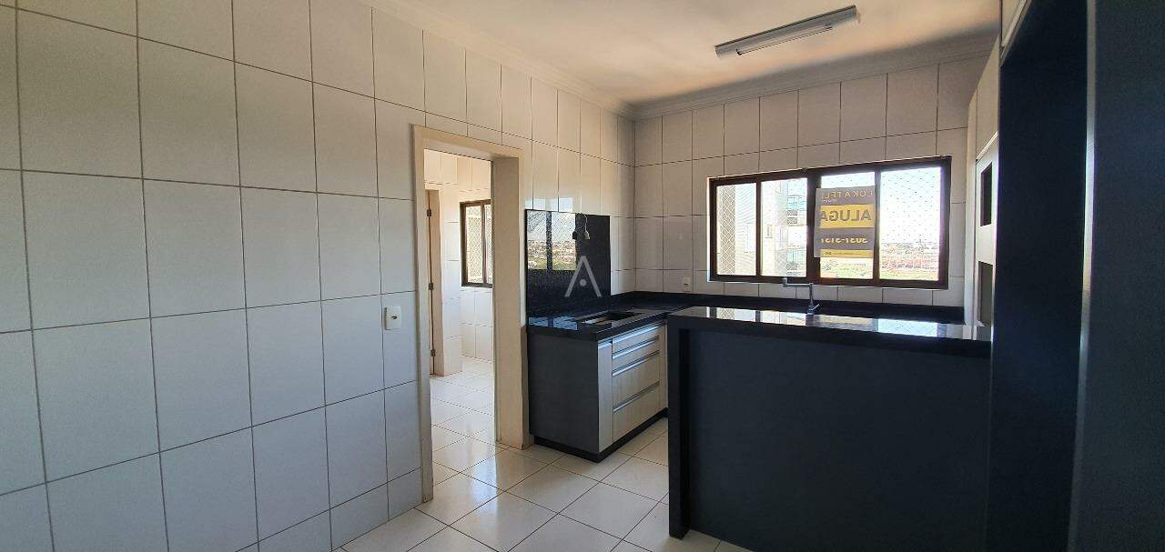 Apartamento para para aluguel no Bairro REGIAO DO LAGO em CASCAVEL: 