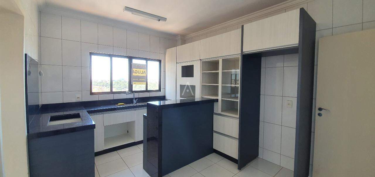 Apartamento para para aluguel no Bairro REGIAO DO LAGO em CASCAVEL: 