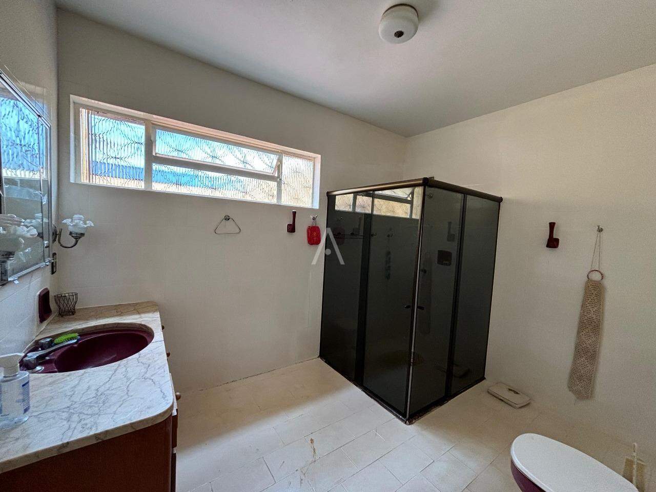 Casa Comercial para para aluguel no Bairro CENTRO em CASCAVEL: