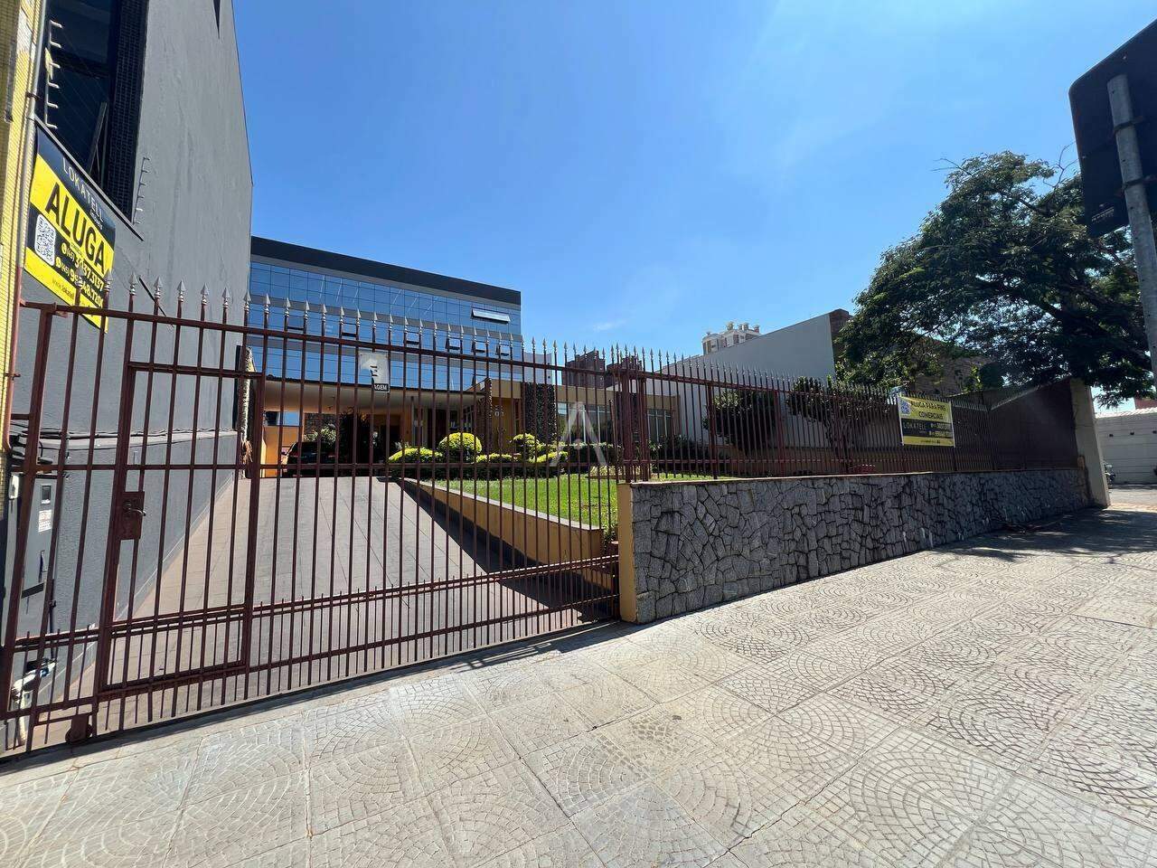 Casa Comercial para para aluguel no Bairro CENTRO em CASCAVEL: