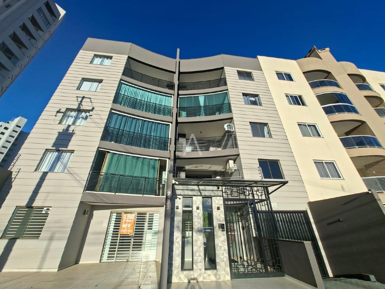 Apartamento para para aluguel no Bairro CENTRO em CASCAVEL: 