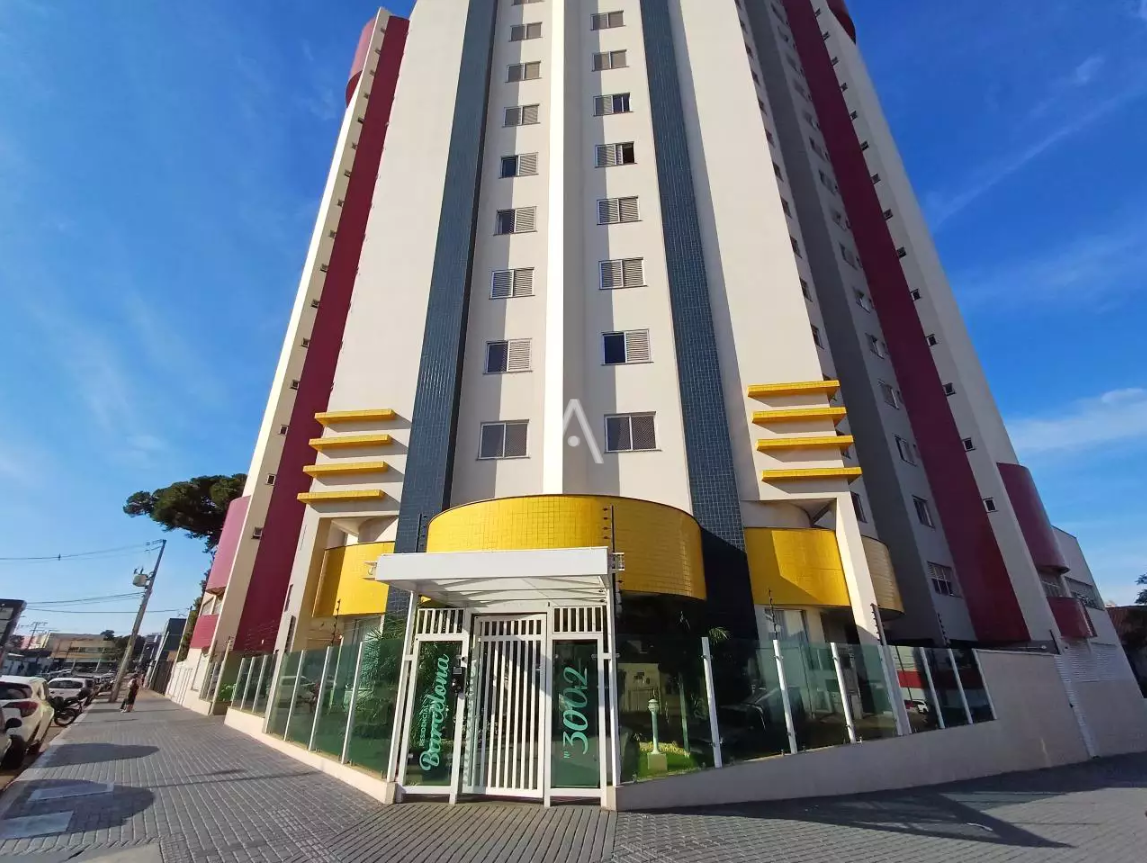 Apartamento para para aluguel no Bairro CENTRO em CASCAVEL: 